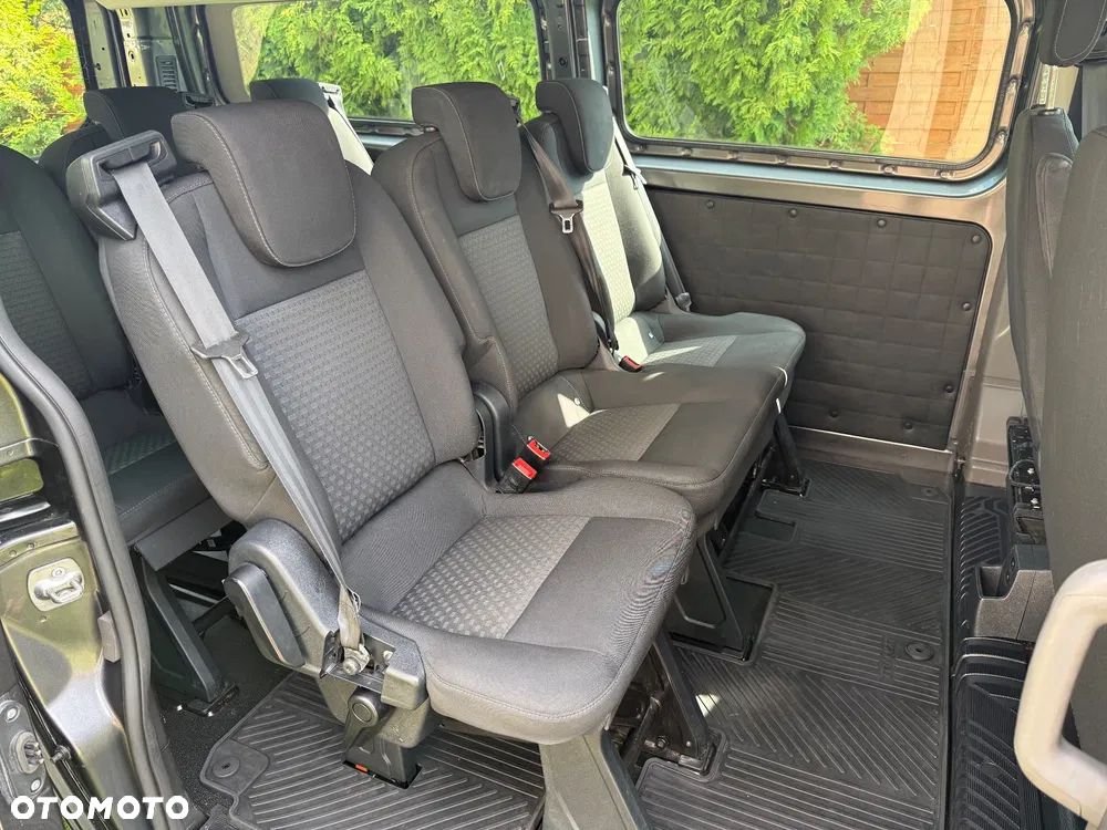 Ford Transit Custom - 13