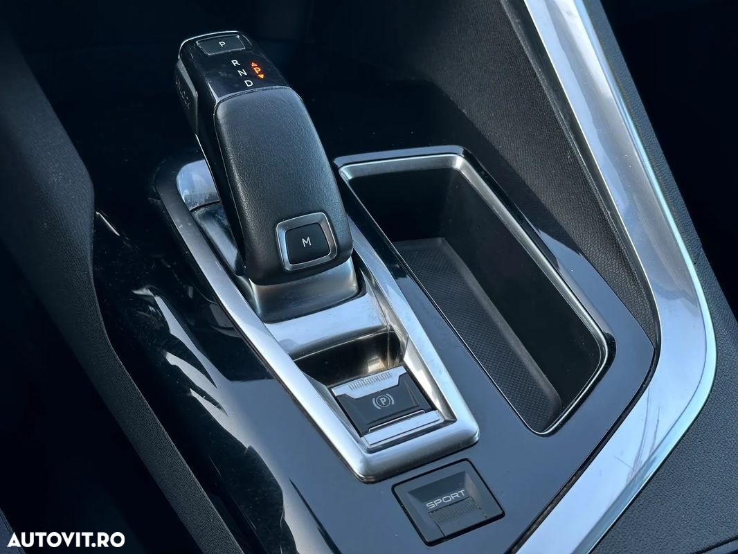 Peugeot 5008 - 11