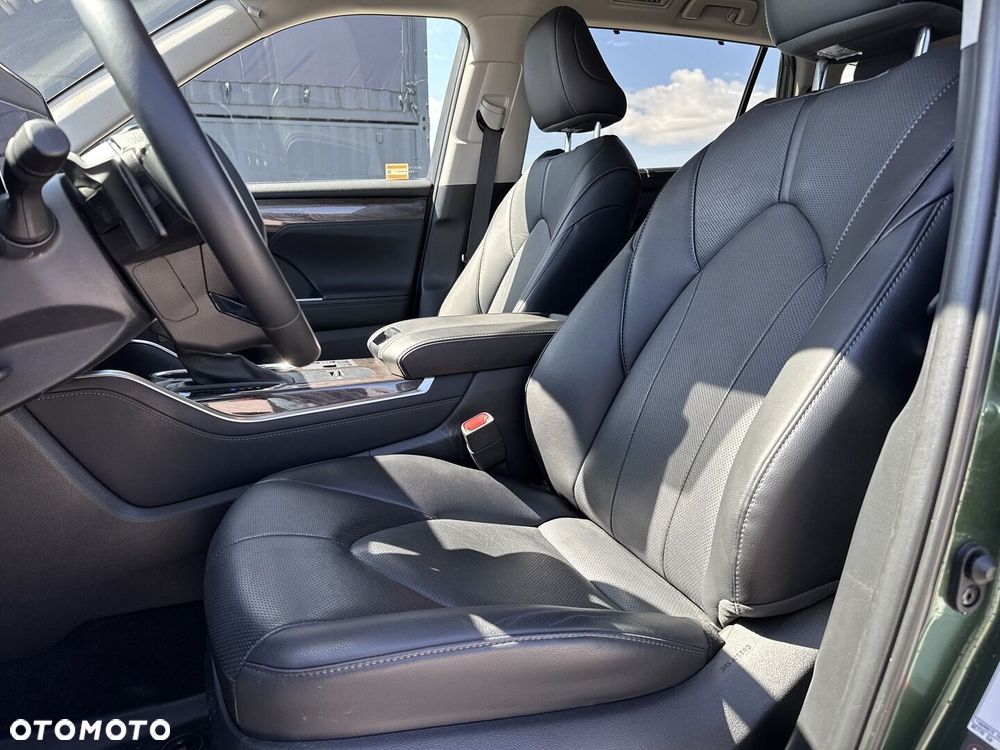 Toyota Highlander - 18