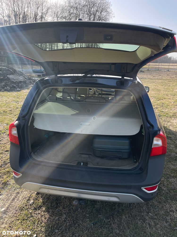 Volvo XC 70 2.4D Momentum - 18