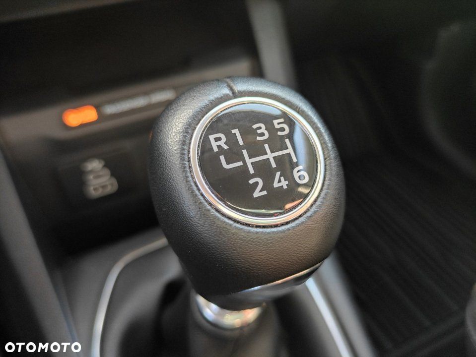 Ford Tourneo Courier - 20