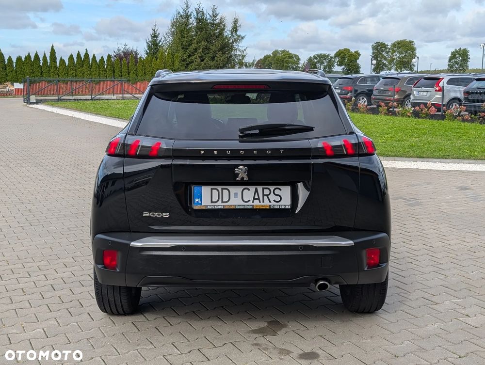 Peugeot 2008 BlueHDi 130 Allure S&S EAT8 - 13