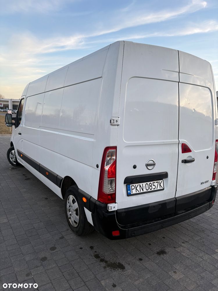 Nissan NV 400 - 4