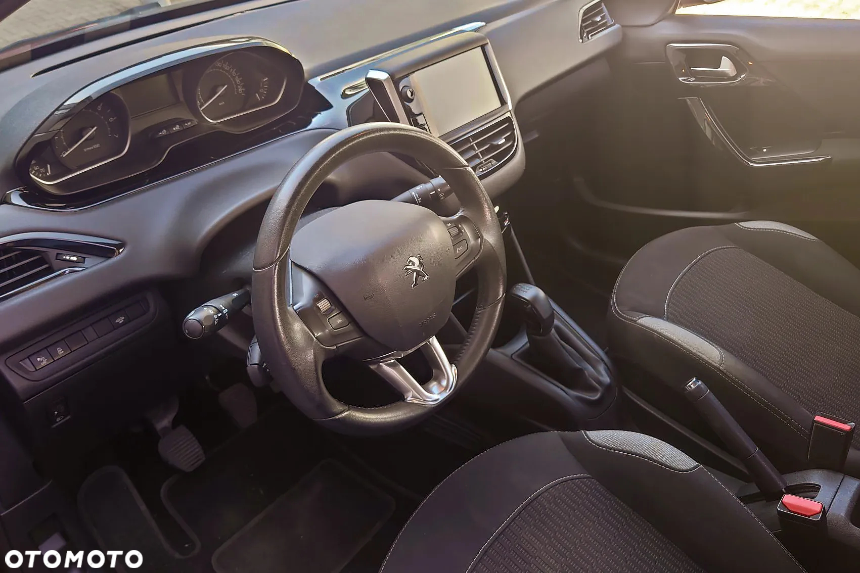 Peugeot 208 1.2 PureTech Active - 6