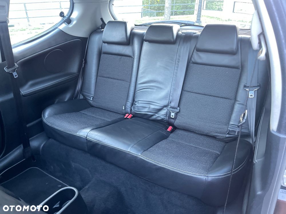 Peugeot 207 1.6 THP Platinum - 16