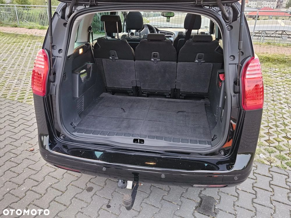 Peugeot 5008 155 THP Family - 17