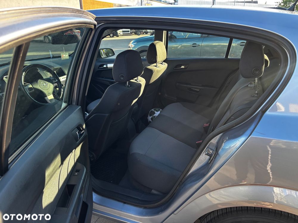 Opel Astra 1.4 - 20