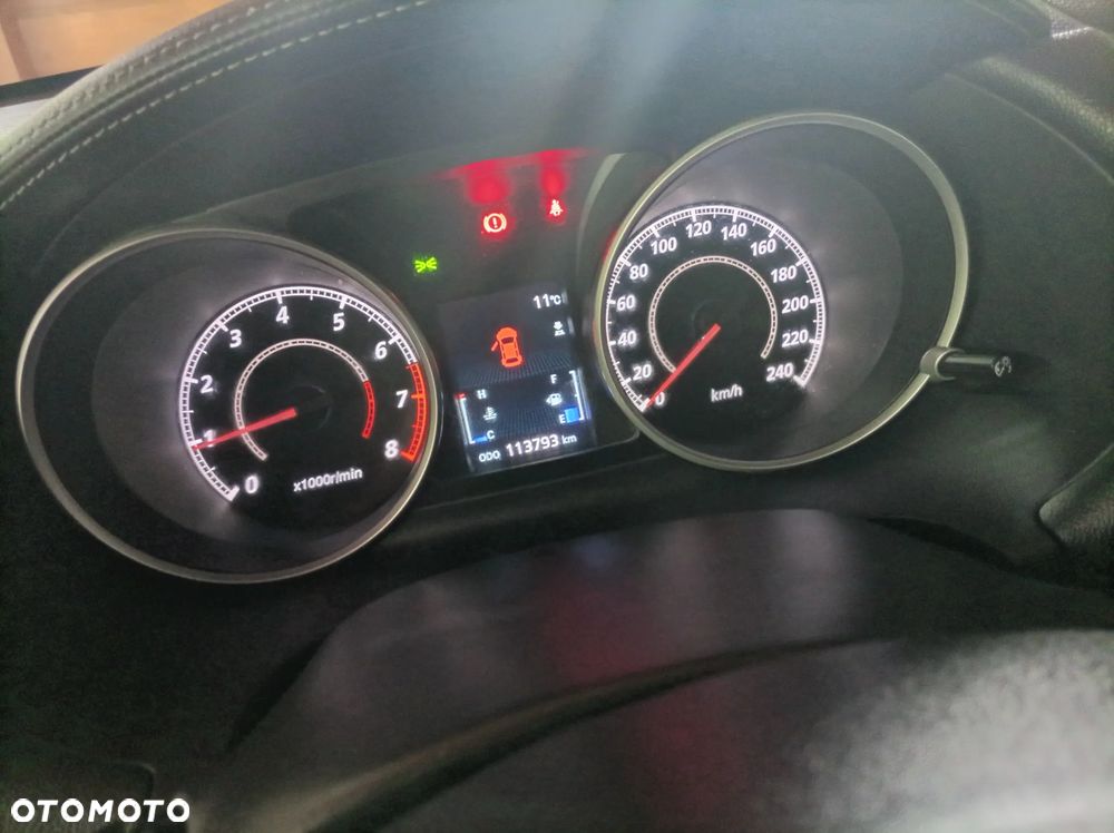 Mitsubishi Outlander 2.0 Intense + NAVI 2WD EU5 - 16
