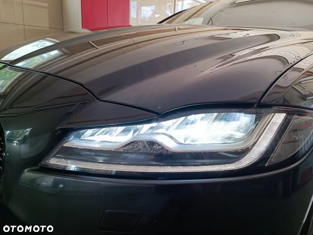 Jaguar XF 20d R-Sport Ingenium Edition - 15