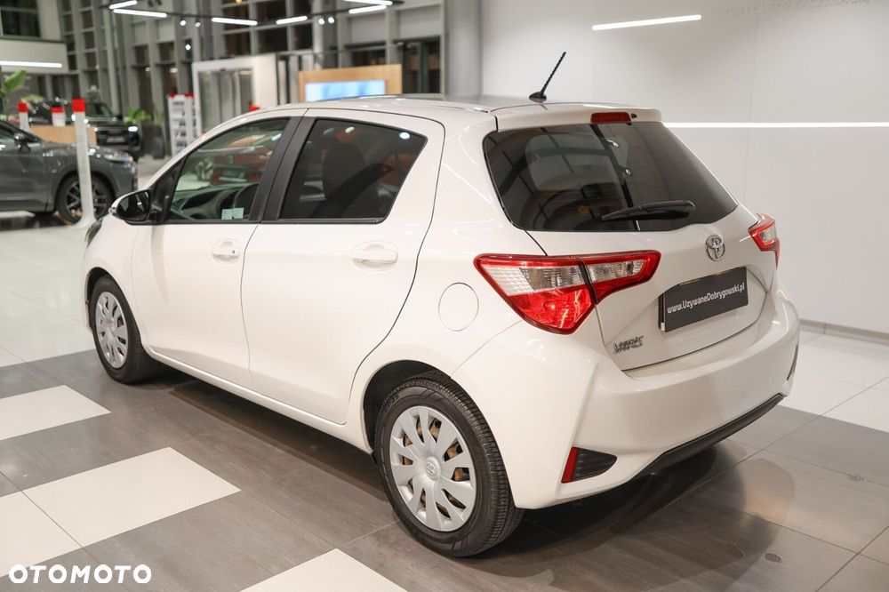 Toyota Yaris - 5