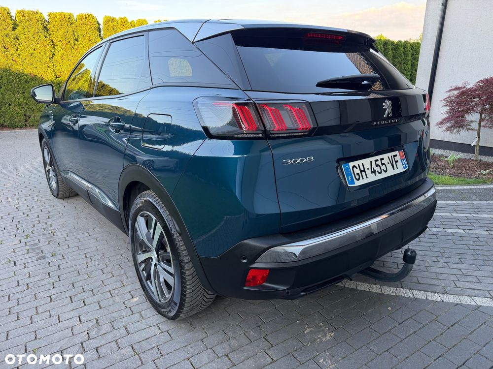 Peugeot 3008 225 e-EAT8 Allure - 4