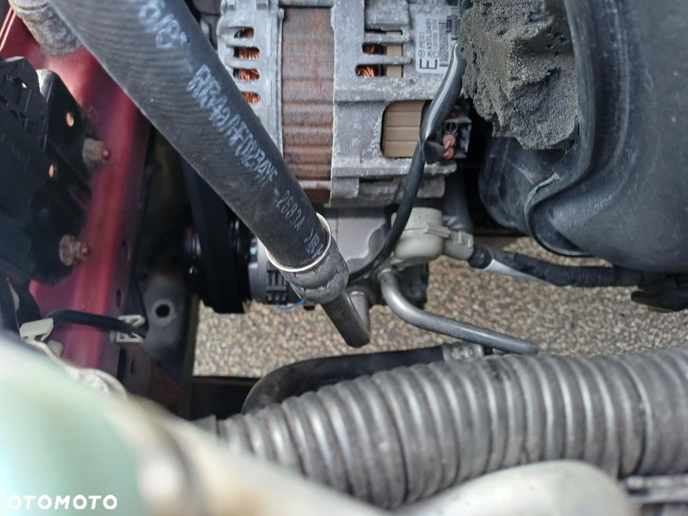 Mazda 3 SKYACTIV-G 120 NAKAMA - 16