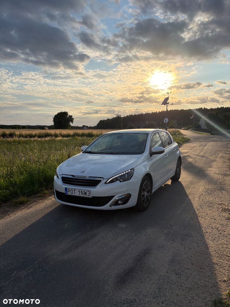 Peugeot 308 1.6 BlueHDi Allure S&S - 1