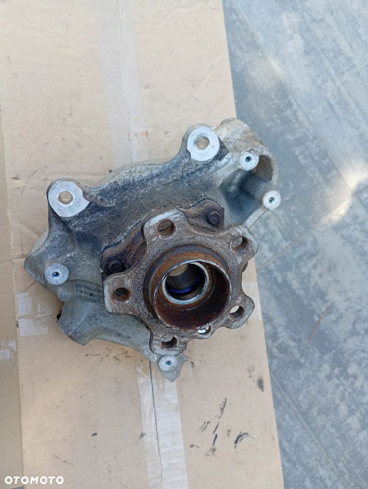 BMW 3 G20 G21 X DRIVE Zwrotnica przednia prawa R6878612-02 6877148 6877150 - 1