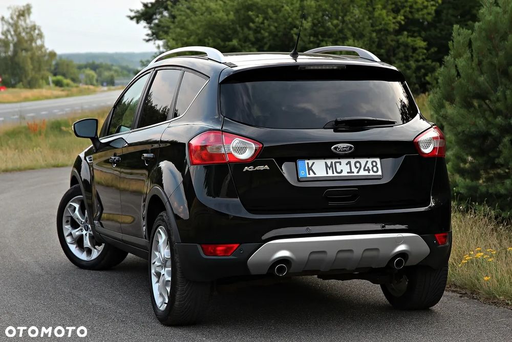 Ford Kuga 2.0 TDCi 2x4 Titanium - 12