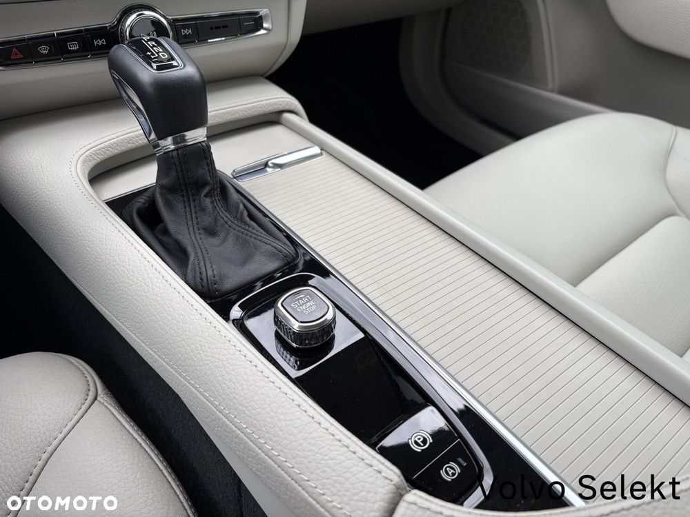 Volvo S90 - 12