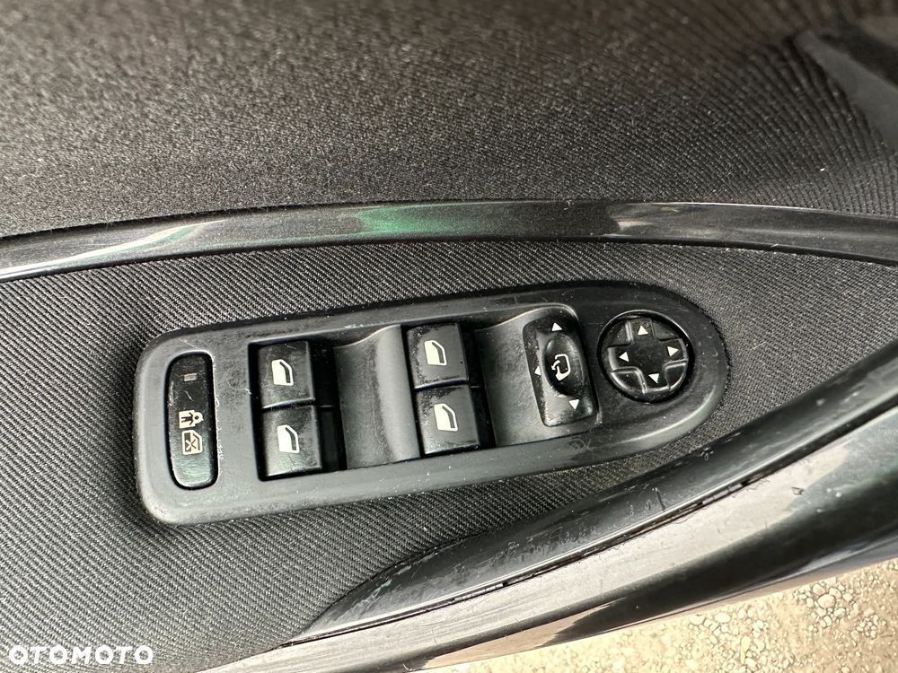 Citroën C5 HDi 140 FAP Exclusive - 12