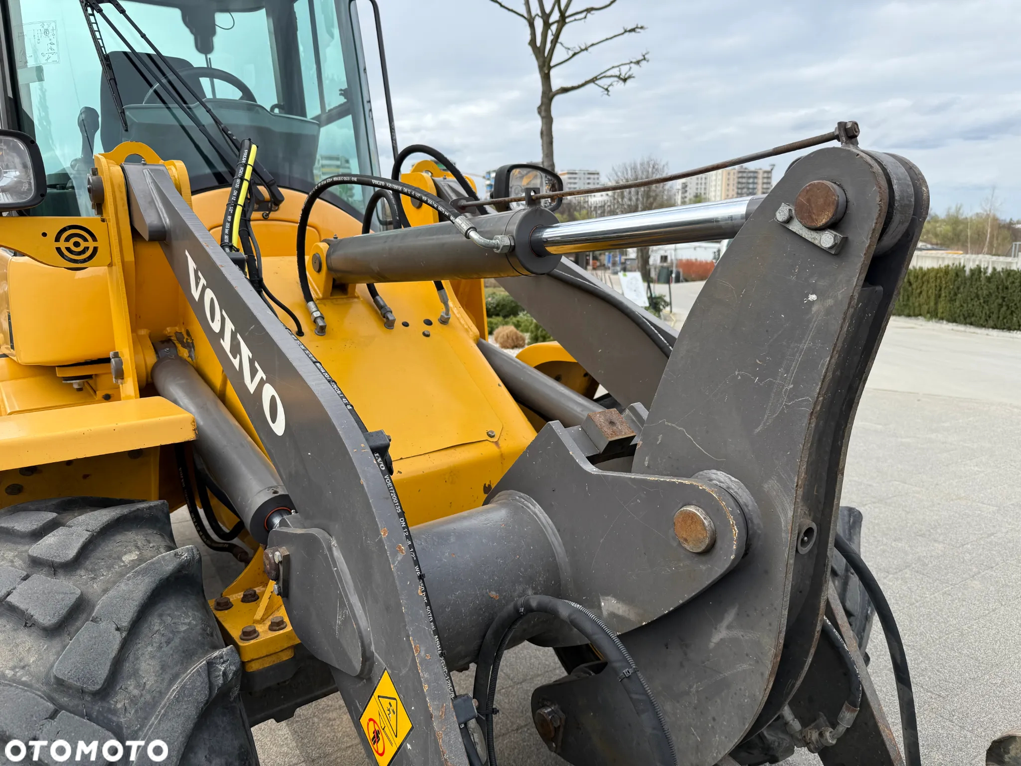 Volvo L30G - 9