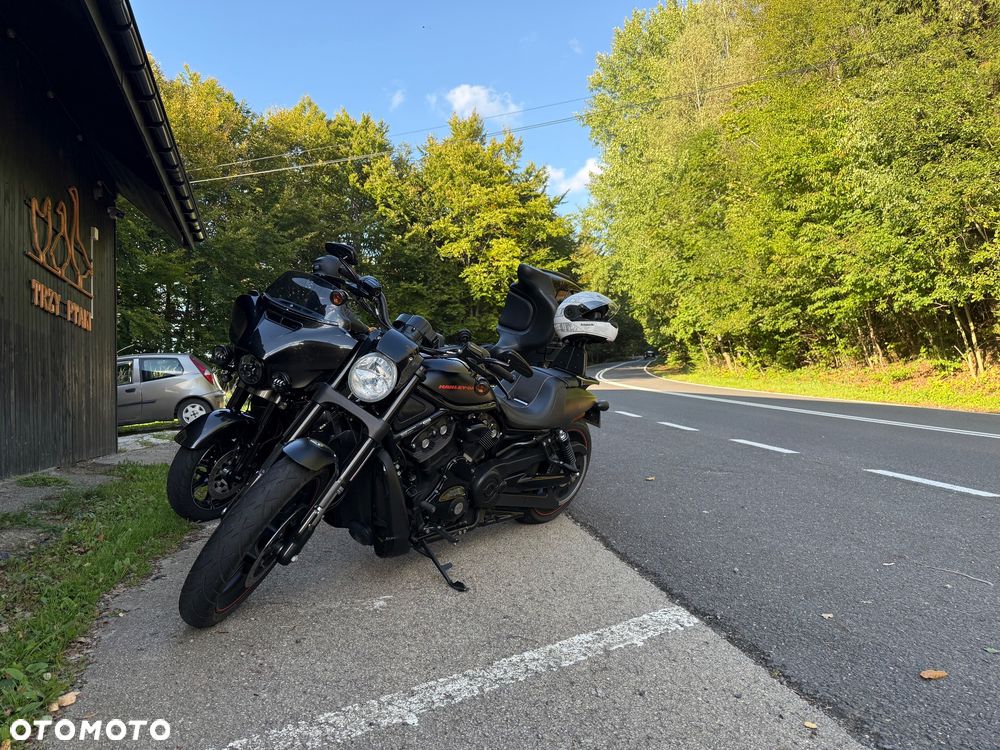 Harley-Davidson V-Rod Night Rod - 2