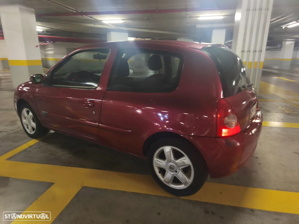 Renault Clio 1.2 16V Expression - 17