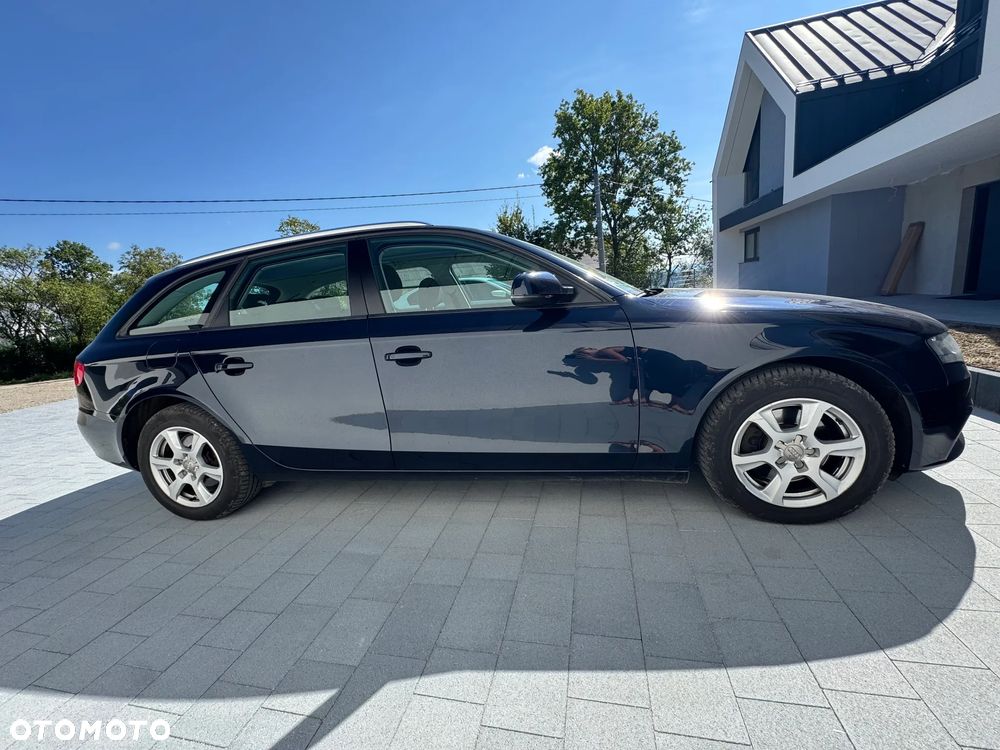 Audi A4 Avant - 1