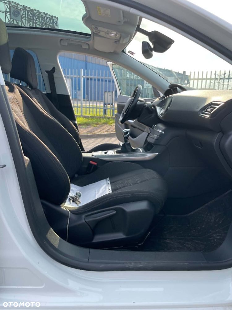 Peugeot 308 PureTech 130 Stop & Start Active - 9