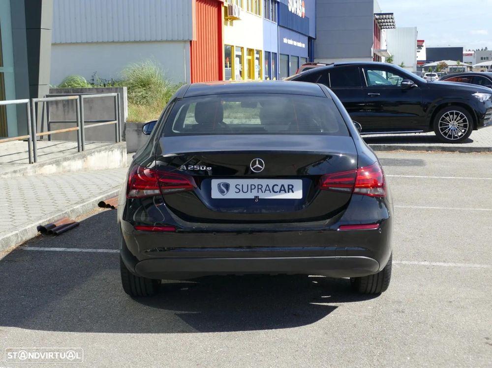 Mercedes-Benz A 250 Limousine e - 6