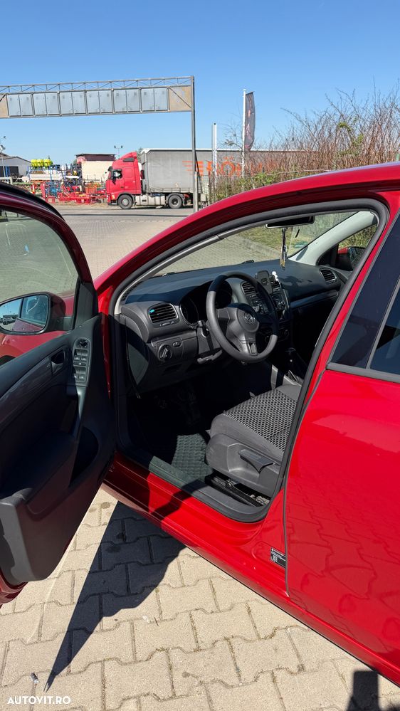 Volkswagen Golf 1.6 TDI DPF BlueMotion - 3