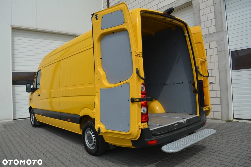 Volkswagen CRAFTER 35 2.0 TDI MAXI - 23