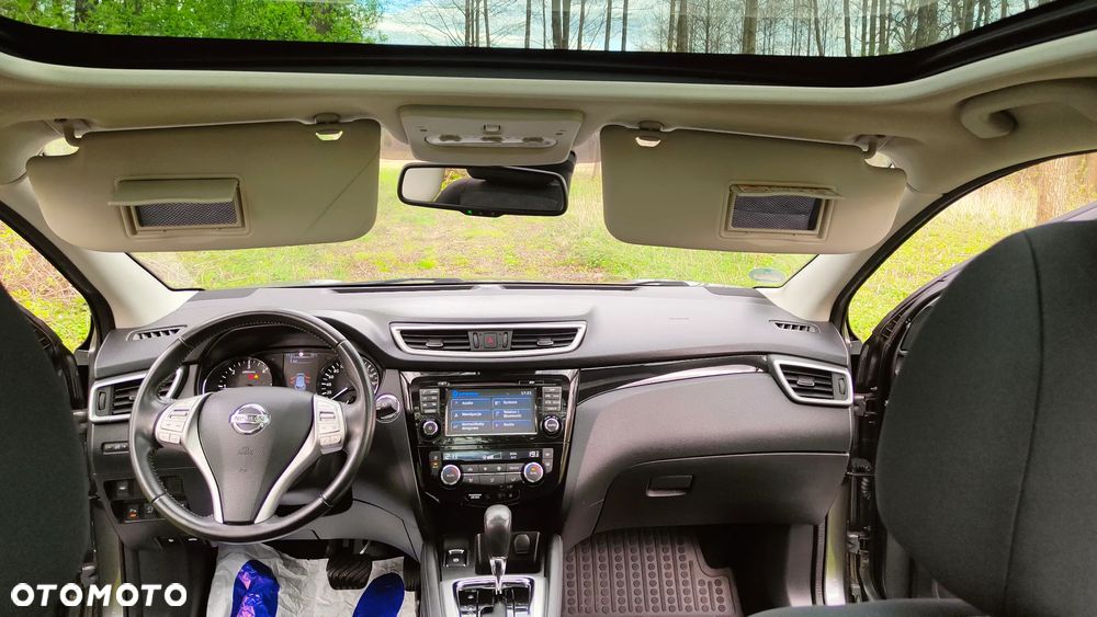 Nissan Qashqai 1.6 DCi Xtronic N-Connecta - 5