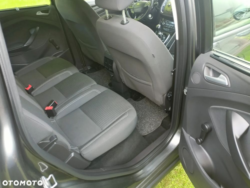 Ford C-MAX - 23