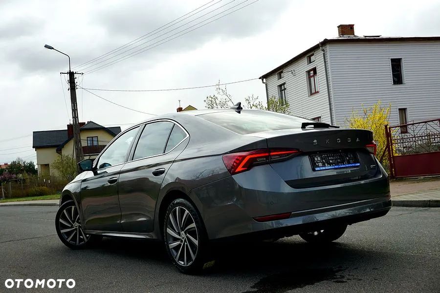 Skoda Octavia 1.5 TSI e-TEC DSG Selection Plus - 6