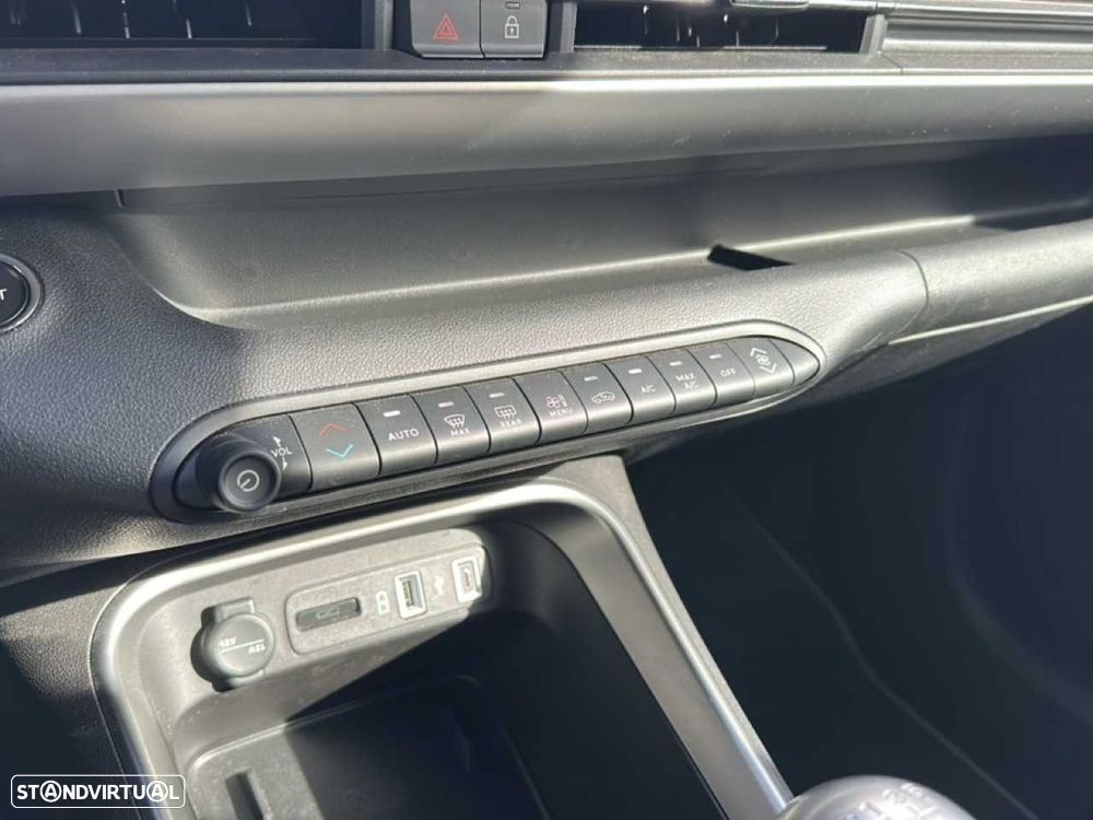 Jeep Avenger 1.2 GSE T3 Summit - 15