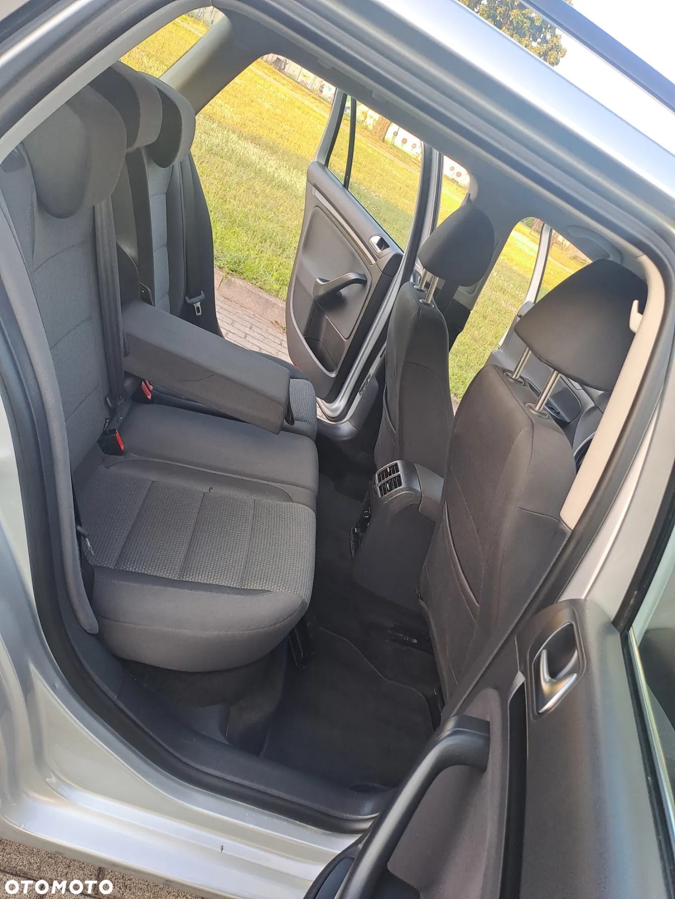 Volkswagen Golf 1.2 TSI BlueMotion Technology Comfortline - 27