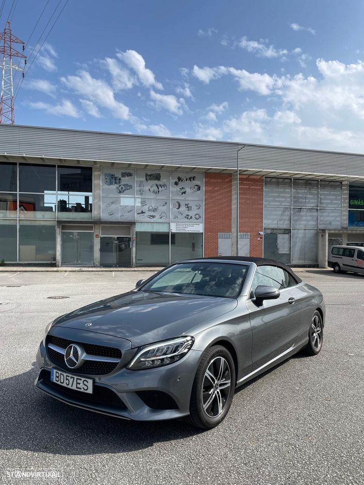 Mercedes-Benz C 220 d Cabrio 9G-Tronic - 29