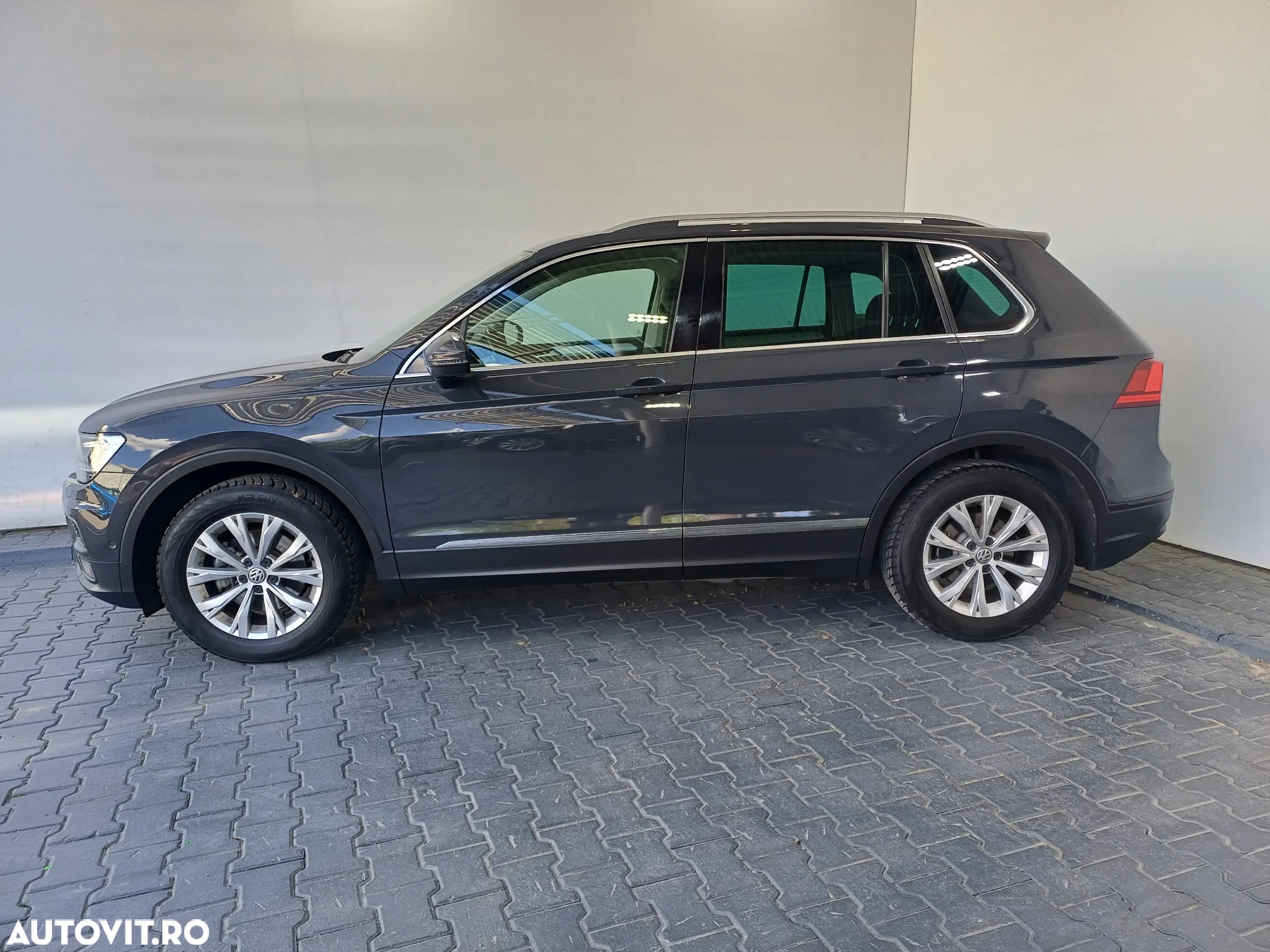 Volkswagen Tiguan 1.5 TSI ACT DSG Comfortline - 2