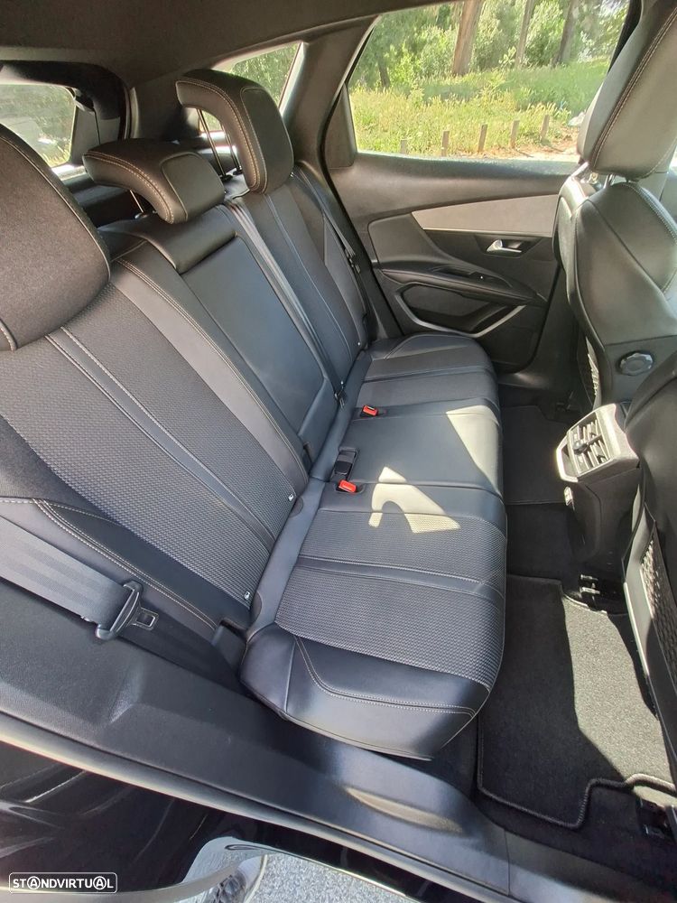 Peugeot 3008 PureTech 130 Stop & Start GPF EAT8 GT - 16
