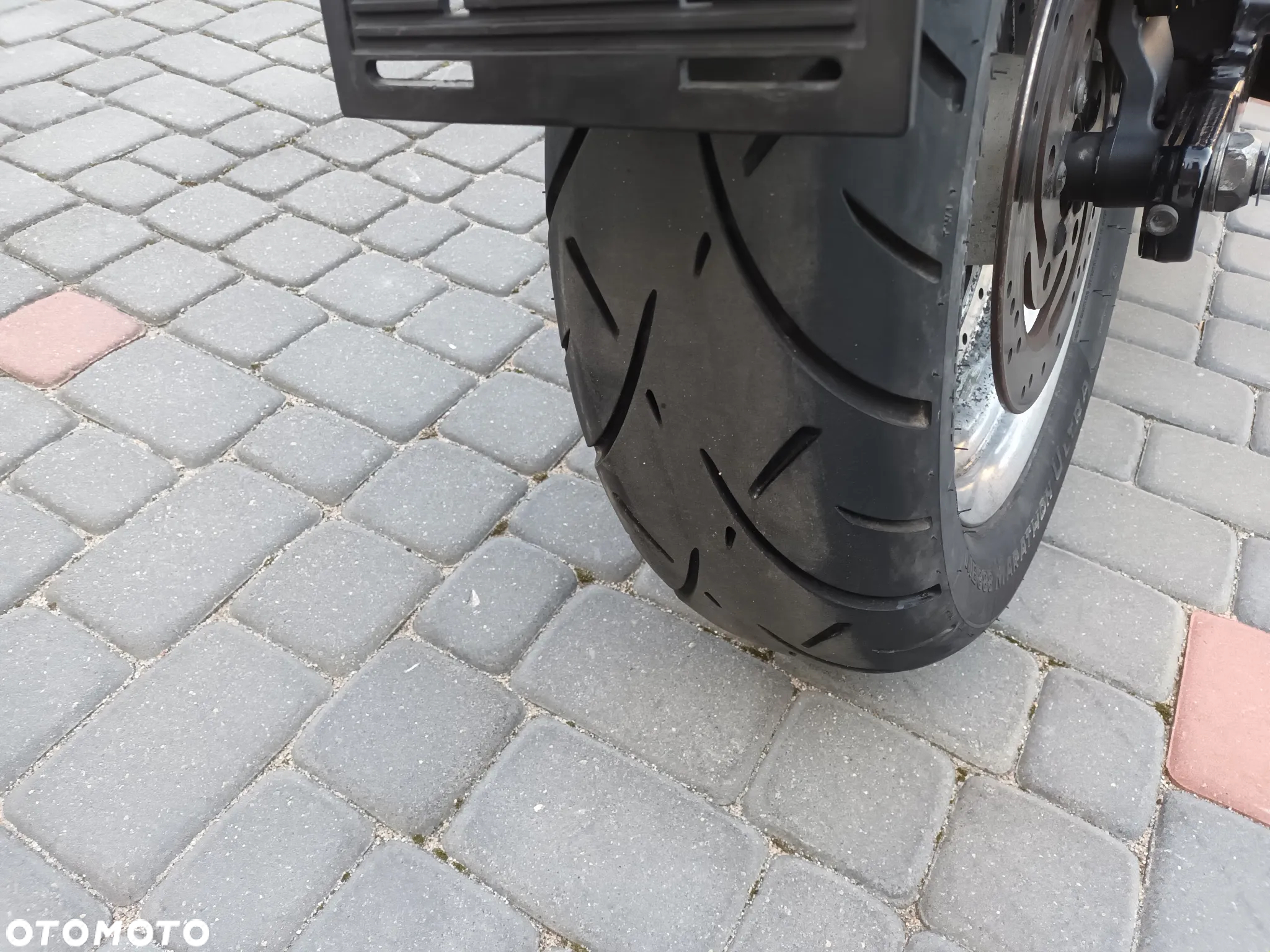 Harley-Davidson Dyna Fat Bob - 5