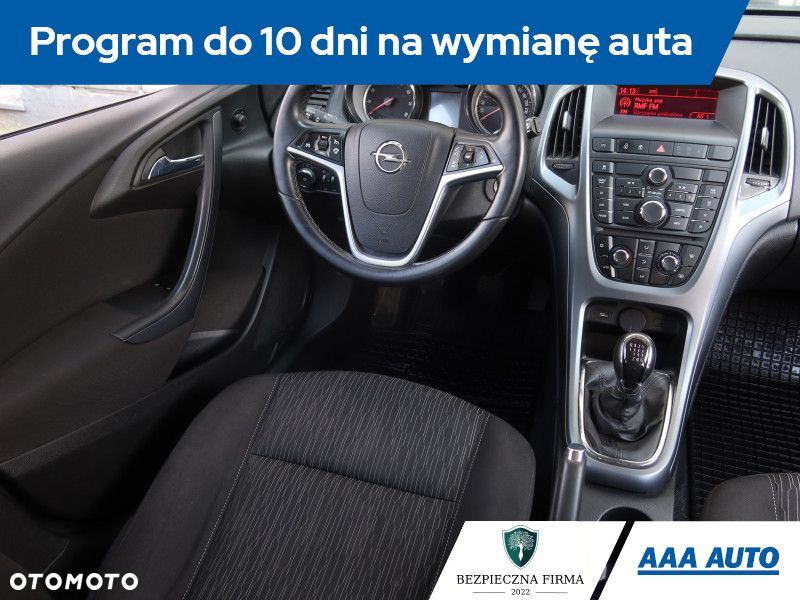 Opel Astra - 8