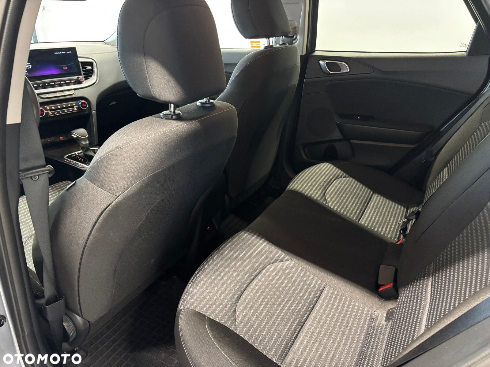 Kia XCeed - 10
