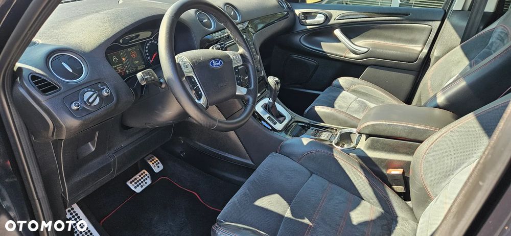 Ford S-Max 2.0 TDCi DPF Titanium X - 28