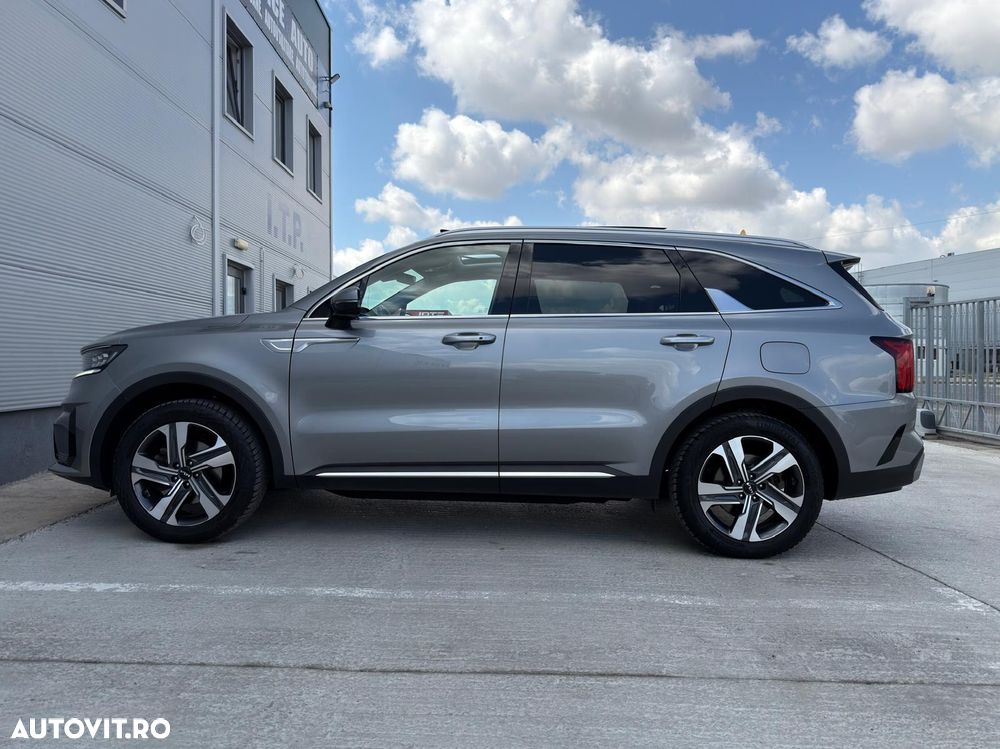 Kia Sorento 1.6 T-GDI HEV 6AT 4x2 7P Premium - 41