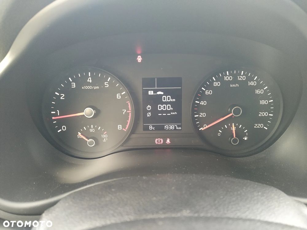 Kia Stonic 1.2 M - 13