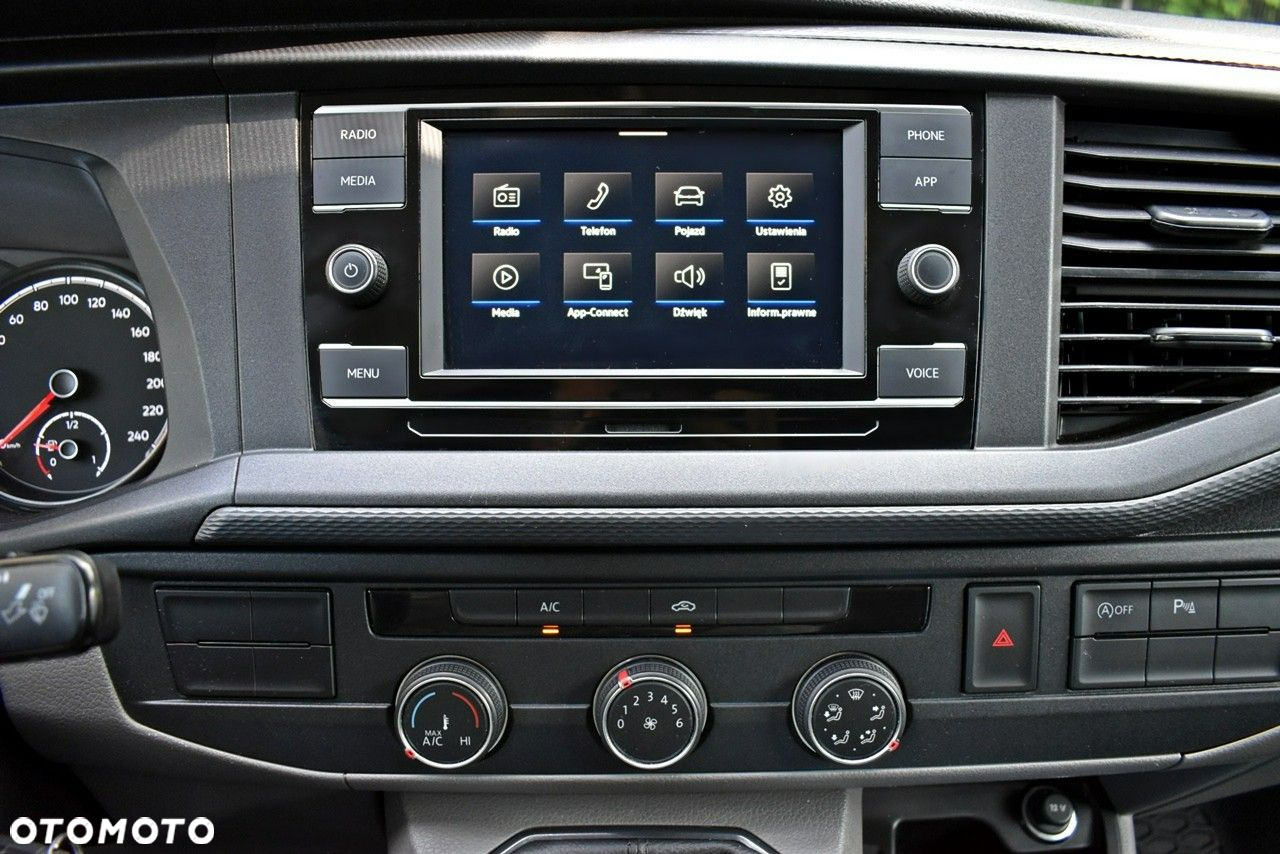 Volkswagen Transporter - 17