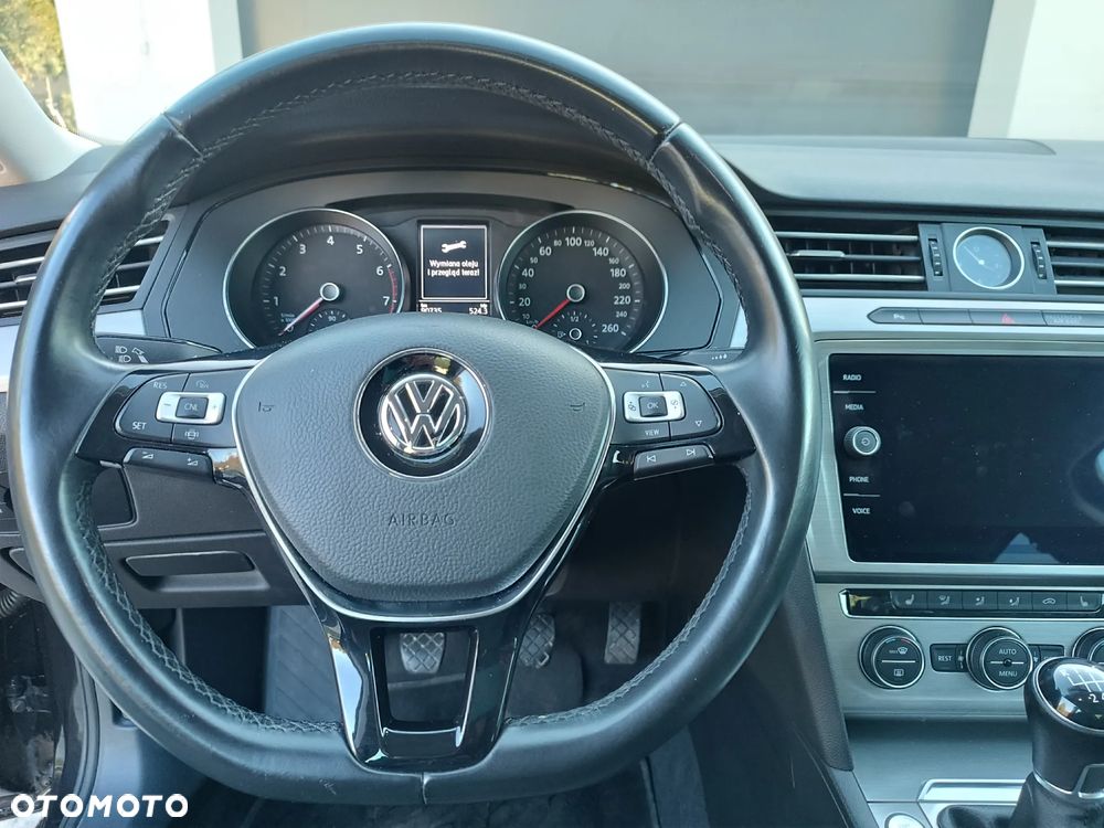 Volkswagen Passat 1.5 TSI EVO Trendline - 22