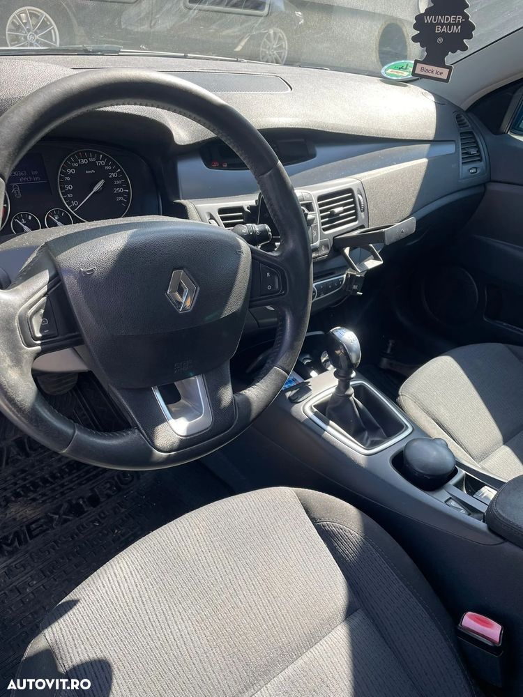Renault Laguna - 16