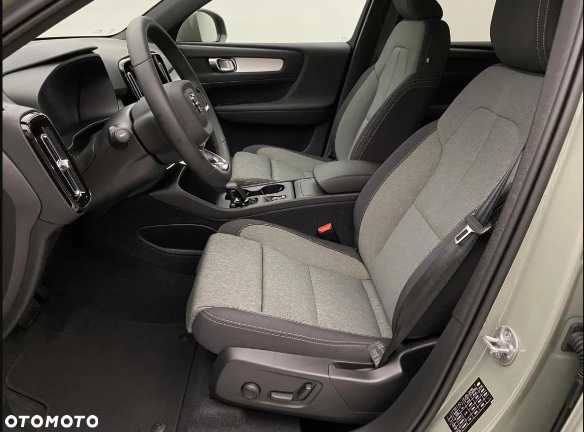 Volvo XC 40 B3 Core - 9