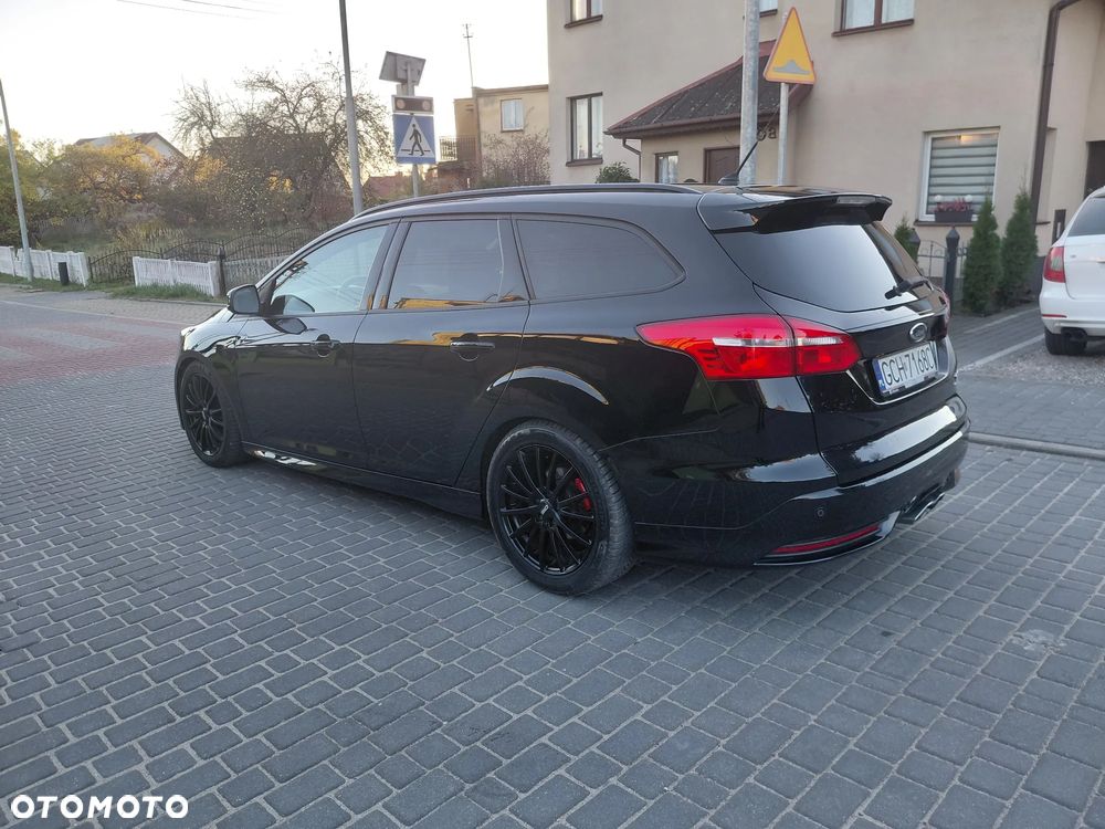 Ford Focus - 10