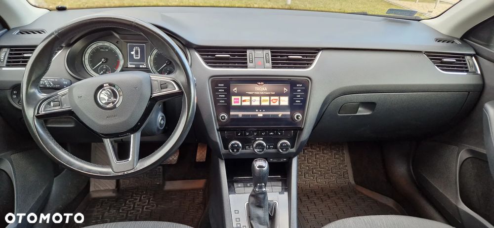Skoda Octavia 2.0 TDI Style DSG - 10