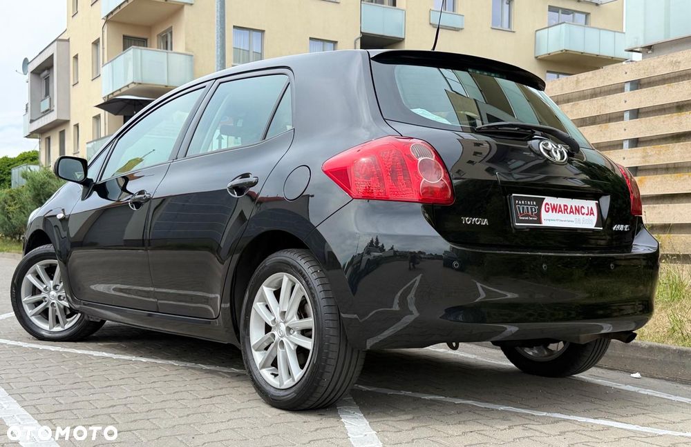 Toyota Auris 1.6 Luna - 4